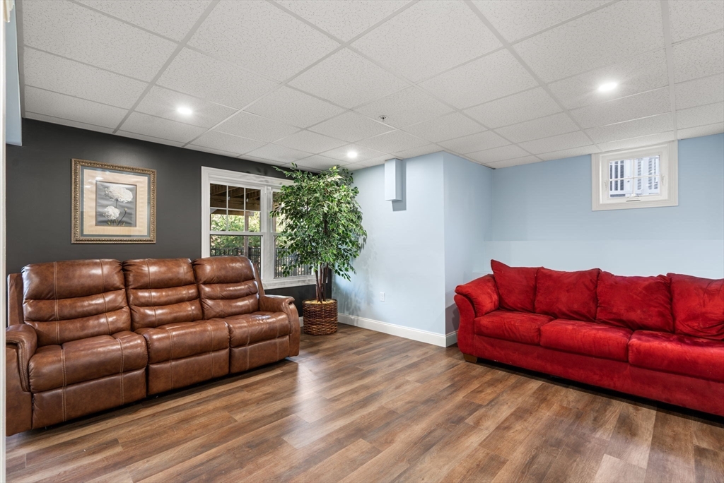 100 Brookview Road, Unit 100 Franklin, MA 02038 - Photo 33 of 41