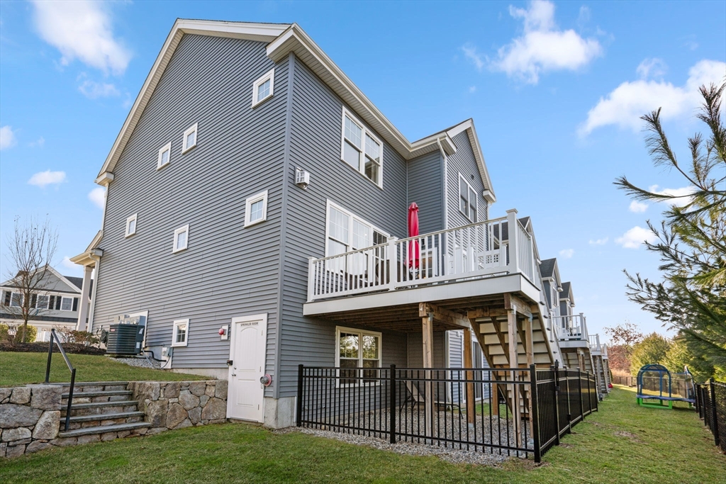 100 Brookview Road, Unit 100 Franklin, MA 02038 - Photo 38 of 41