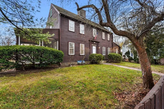 $3,750,000 | 1 Jefferson Street, Newburyport, MA 01950