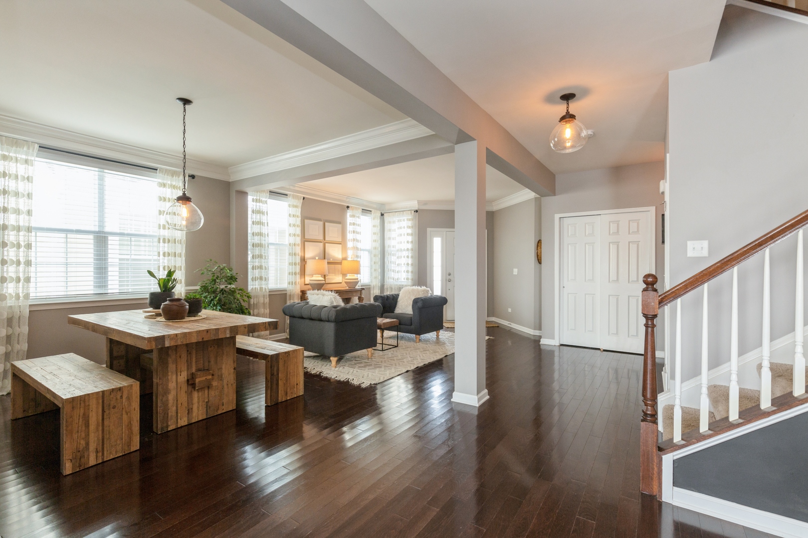 1251 Falcon Ridge Drive Elgin, IL 60124 - Photo 3 of 25