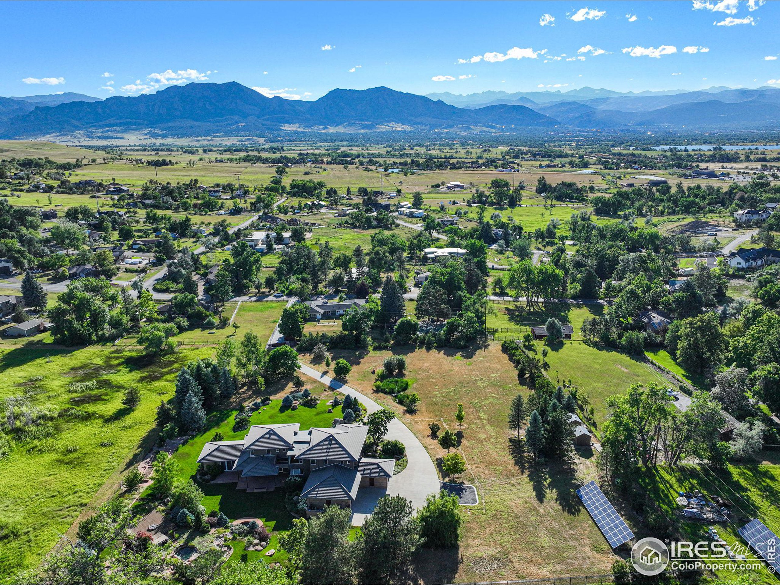 1000 Spring Drive Boulder, CO 80303 - Photo 38 of 40 a view of a lush green field with lots of plants in it
