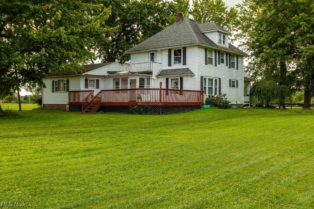 16433 Chamberlain Road Grafton, OH 44044 - Photo 24 of 30 Deck