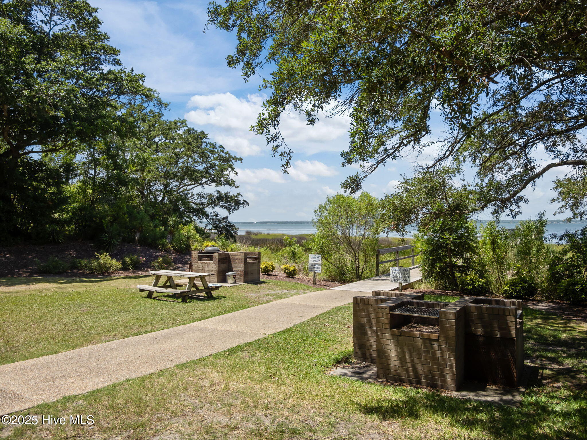 650 Salter Path Road, Unit 207 Pine Knoll Shores, NC 28512 - Photo 51 of 57 52-web-or-mls-P7097685