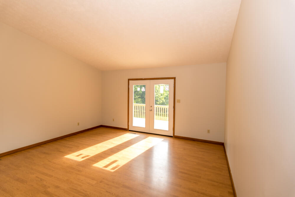 2419 Chimney Ridge Road Knoxville, TN 37923 - Photo 11 of 20 Family Room