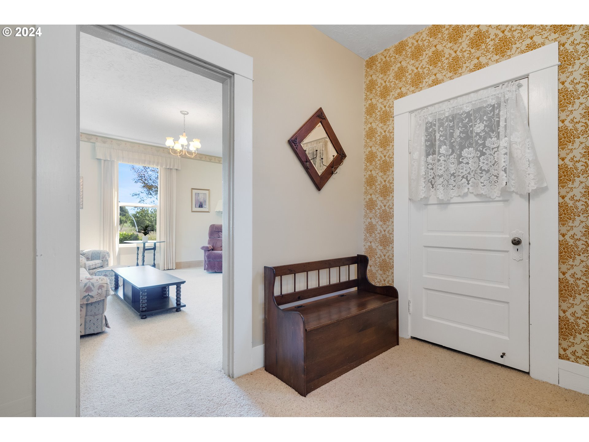 Entrance/Foyer