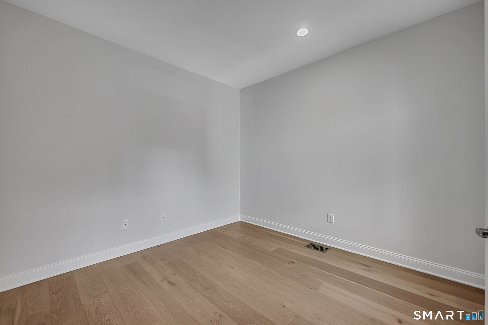 193 Ridgewood Drive, Unit 193 Middlebury, CT 06762 - Photo 5 of 40 a view of an empty room