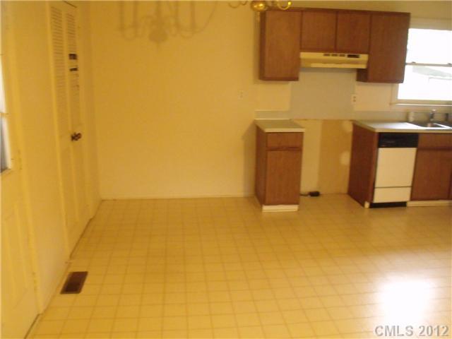3308 Wolfe Road Monroe, NC 28110 - Photo 4 of 11 Gallery Image 4