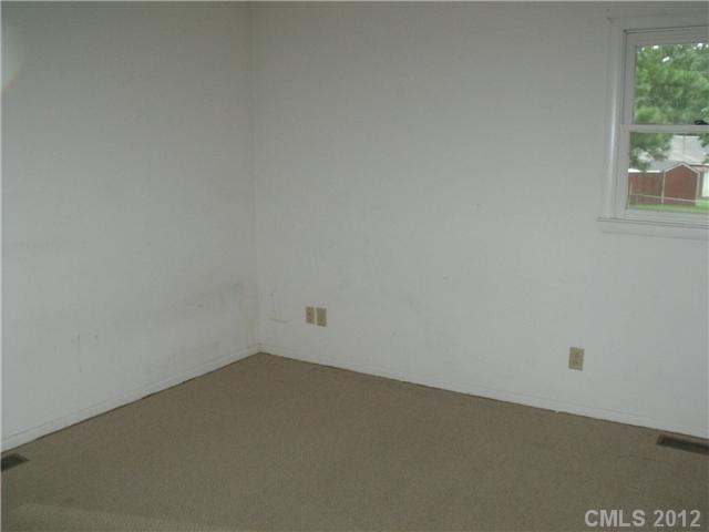3308 Wolfe Road Monroe, NC 28110 - Photo 6 of 11 Gallery Image 6
