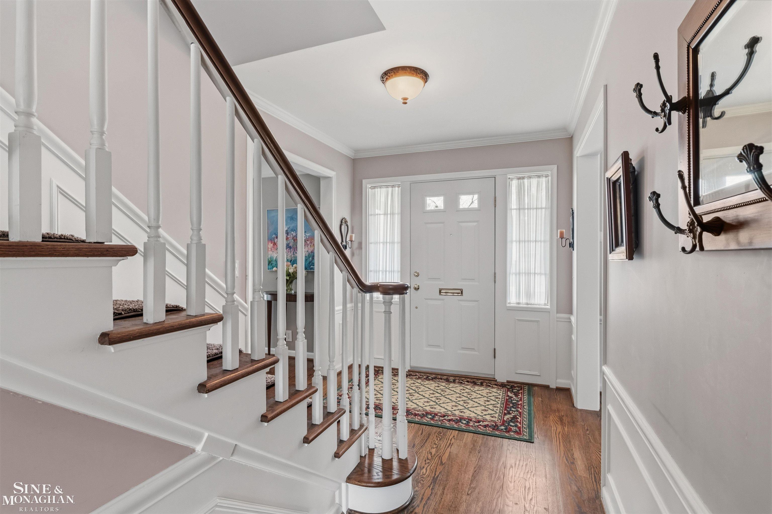171 Moran Road Grosse Pointe Farms, MI 48236 - Photo 5 of 58