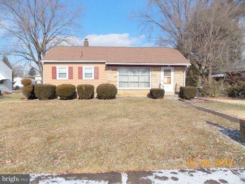 13 Runyon Road Hummelstown, PA 17036 - Photo 1 of 14 Gallery Image 1