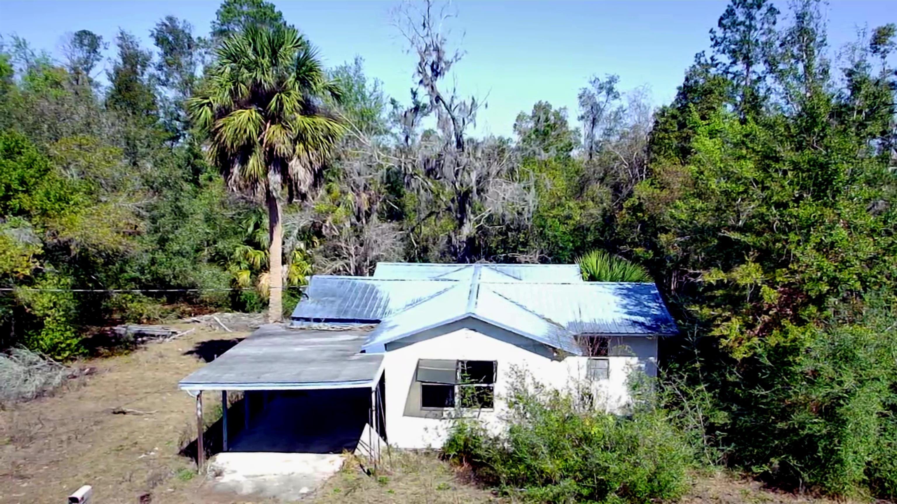 302 West Spring Place Perry, FL 32347 - Photo 4 of 24