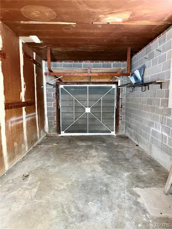 $1,950 | 317 Thomas Avenue, St. Charles, MO 63301