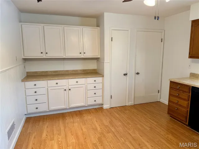 $1,950 | 317 Thomas Avenue, St. Charles, MO 63301