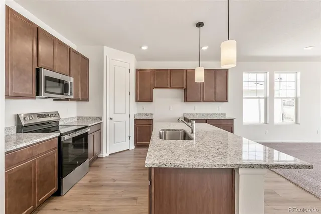 $699,000 | 2932 Madrona Court, Castle Rock, CO 80108