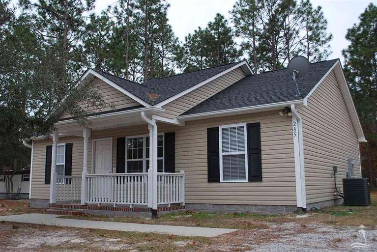 285 Sycamore Road Southport, NC 28461 - Photo 1 of 16 Primary Photo