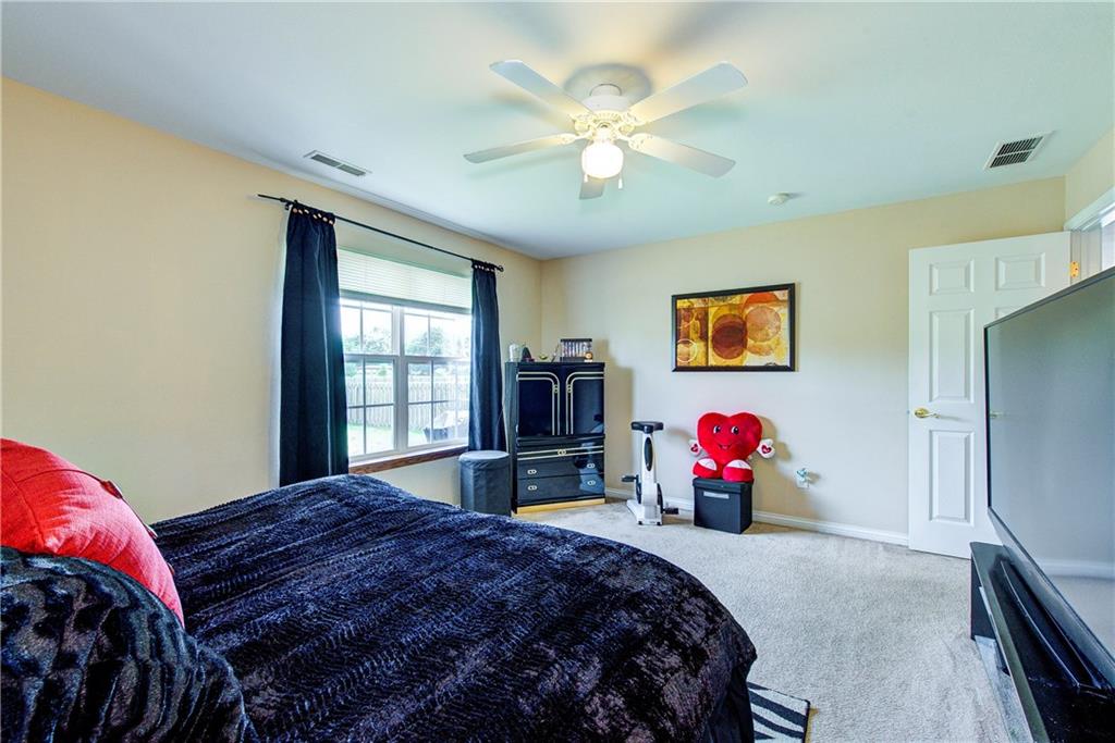 2747 Rothe Lane Indianapolis, IN 46229 - Photo 15 of 37 Gallery Image 15