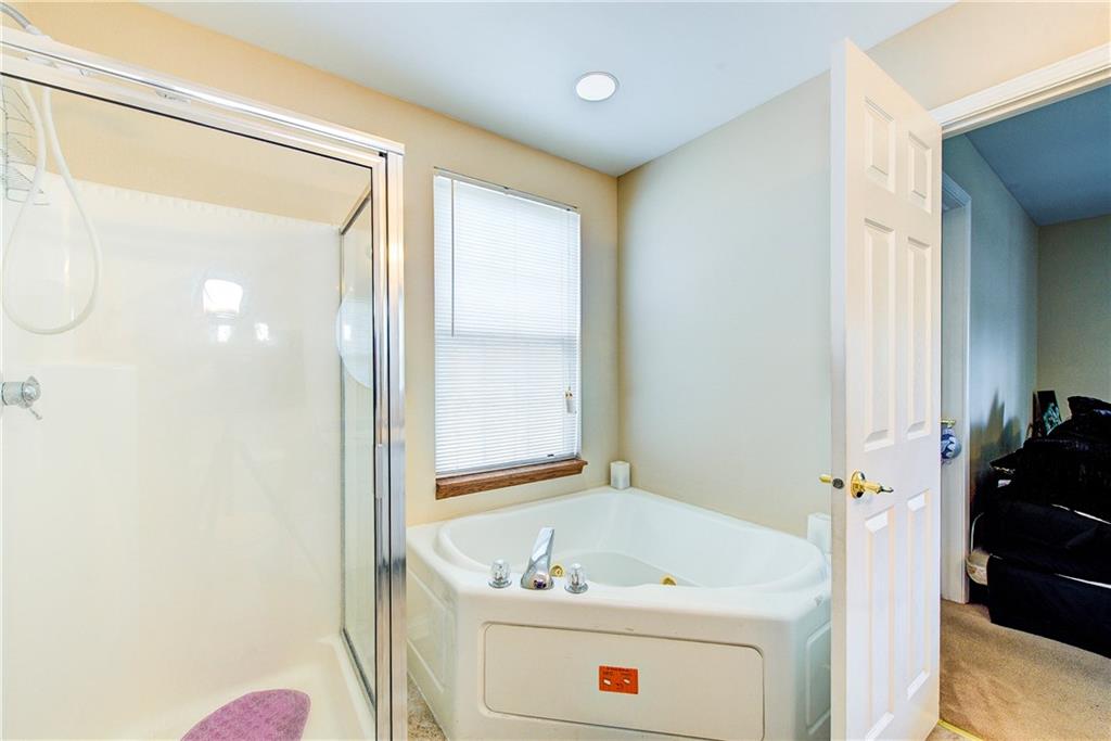 2747 Rothe Lane Indianapolis, IN 46229 - Photo 17 of 37 Gallery Image 17
