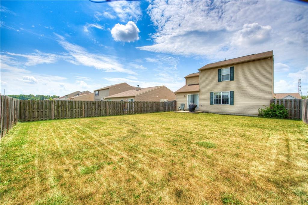2747 Rothe Lane Indianapolis, IN 46229 - Photo 3 of 37 Gallery Image 3