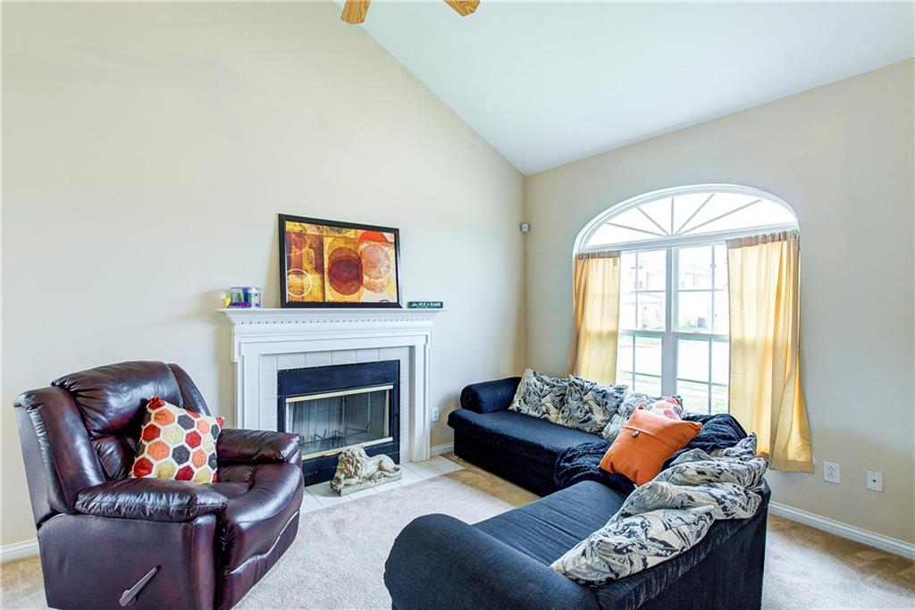 2747 Rothe Lane Indianapolis, IN 46229 - Photo 7 of 37 Gallery Image 7