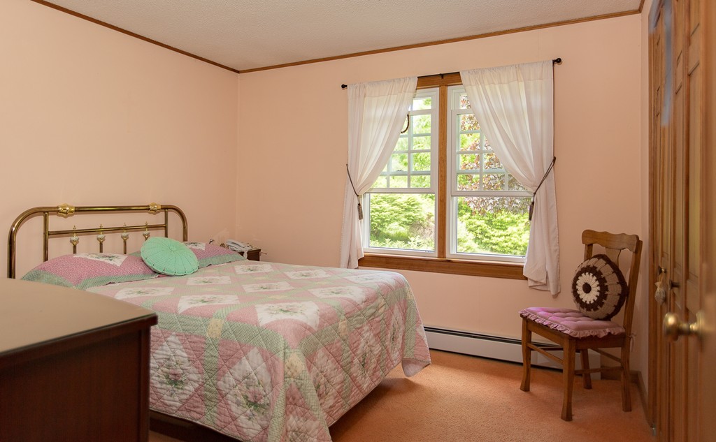 42 Healy Road Dudley, MA 01571 - Photo 16 of 18 Gallery Image 16