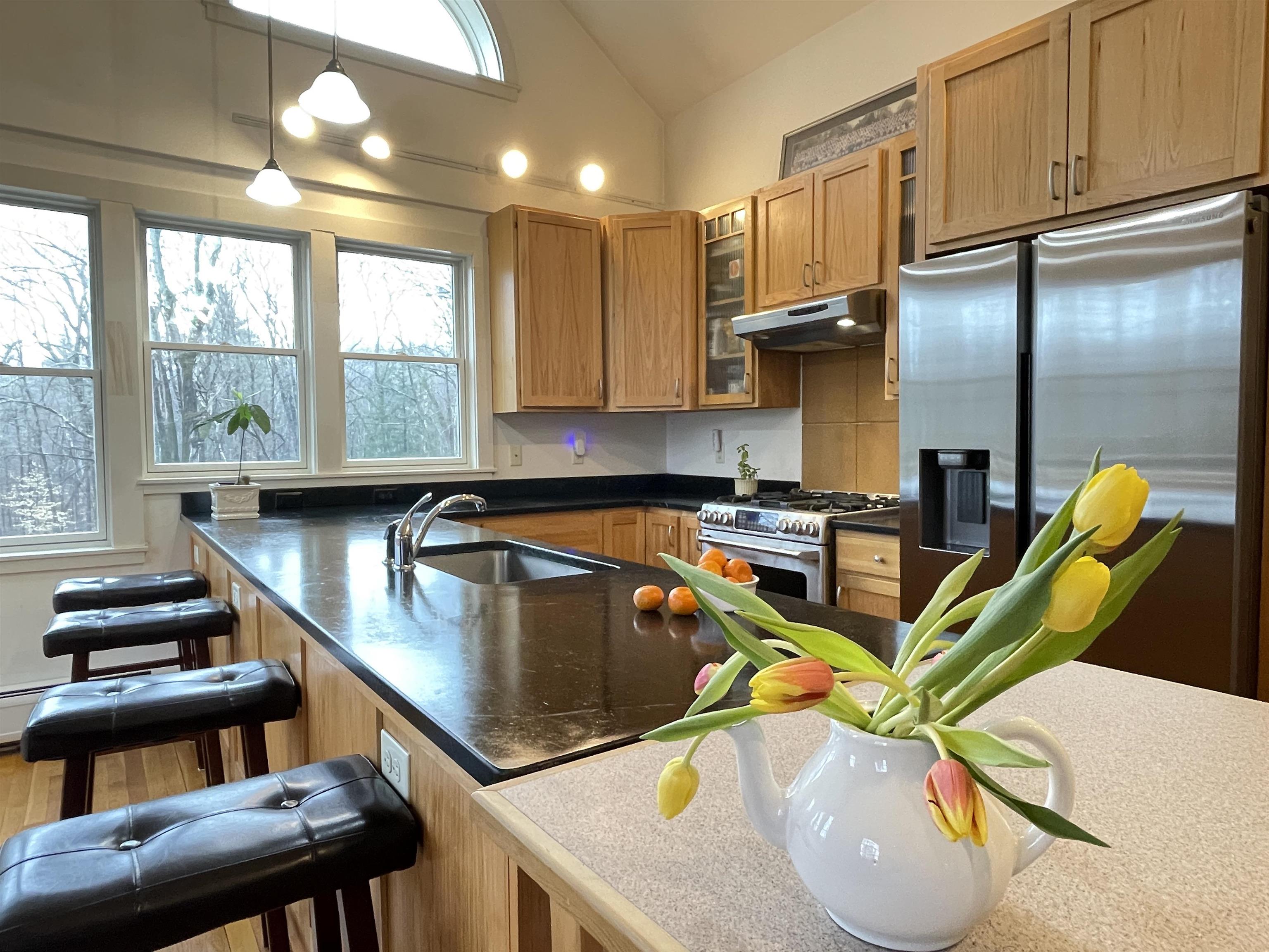 507 Old Street Road Peterborough, NH 03458 - Photo 11 of 52