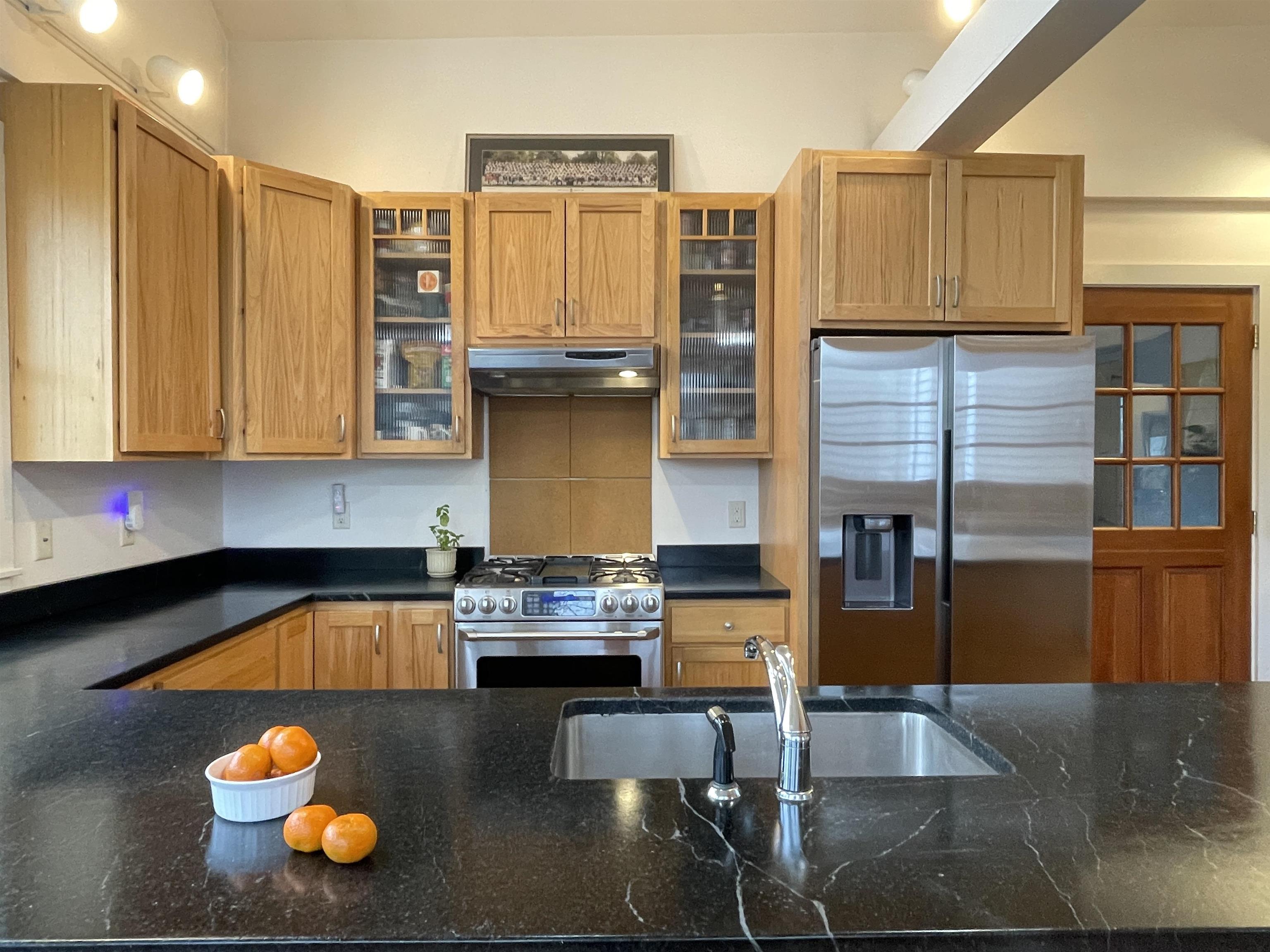 507 Old Street Road Peterborough, NH 03458 - Photo 13 of 52