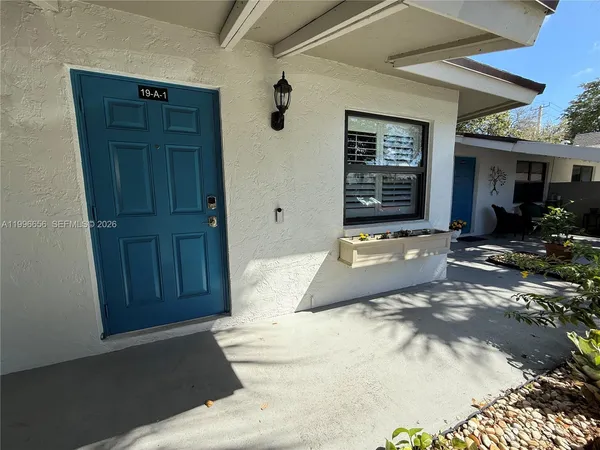 $2,550 | 3015 Southwest 20th Terrace, Unit 19A1, Delray Beach, FL 33445