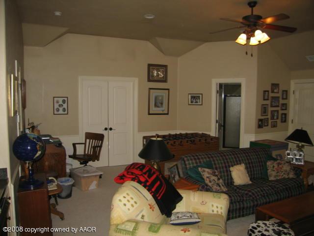 16333 Prairie Garden Road Canyon, TX 79015 - Photo 19 of 29 Game Room Wet Bar & 3/4 Bath