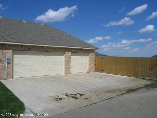 16333 Prairie Garden Road Canyon, TX 79015 - Photo 5 of 29 Three Car Garage