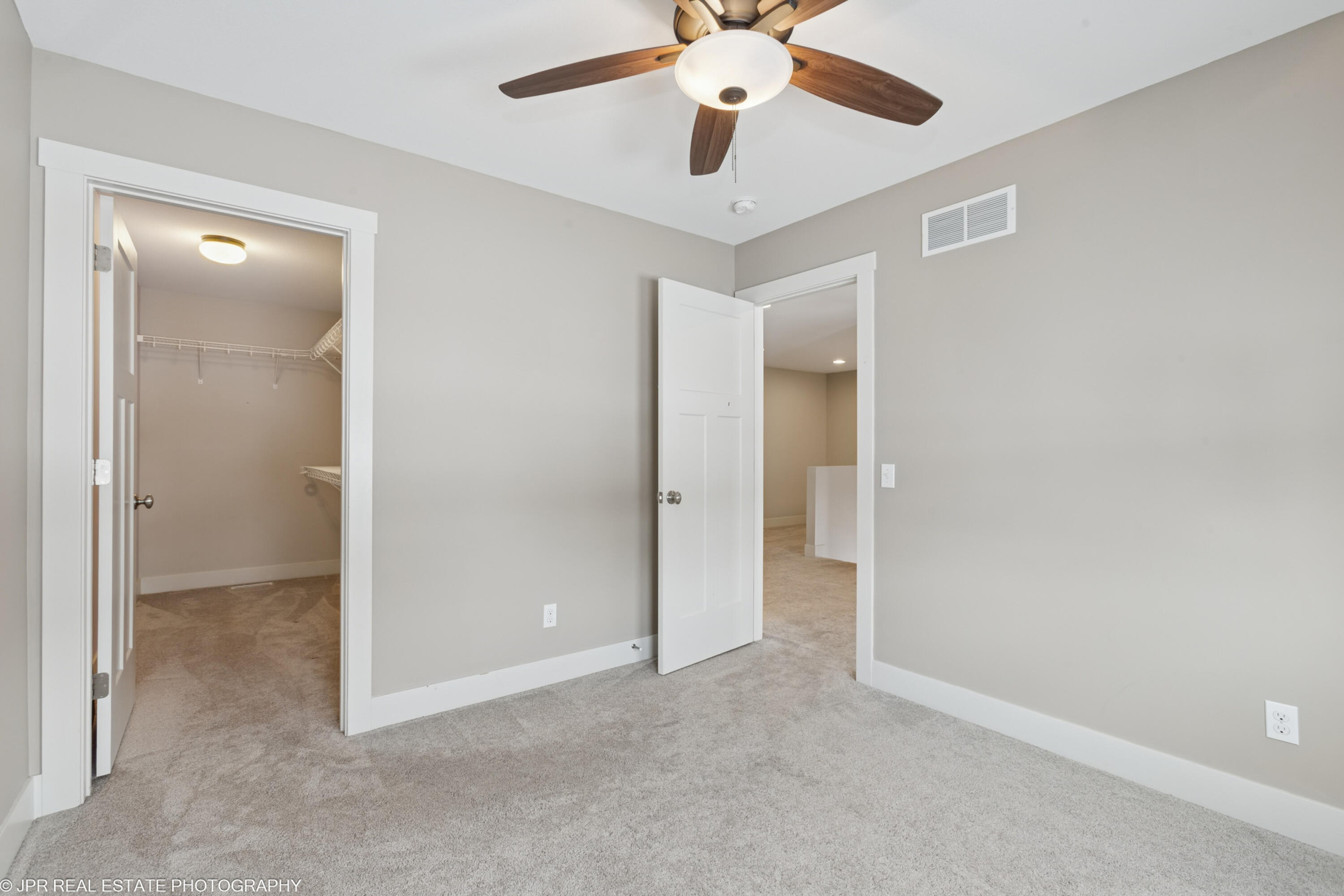 4047 Fox Woods Road St. Joseph, MI 49085 - Photo 18 of 28 25