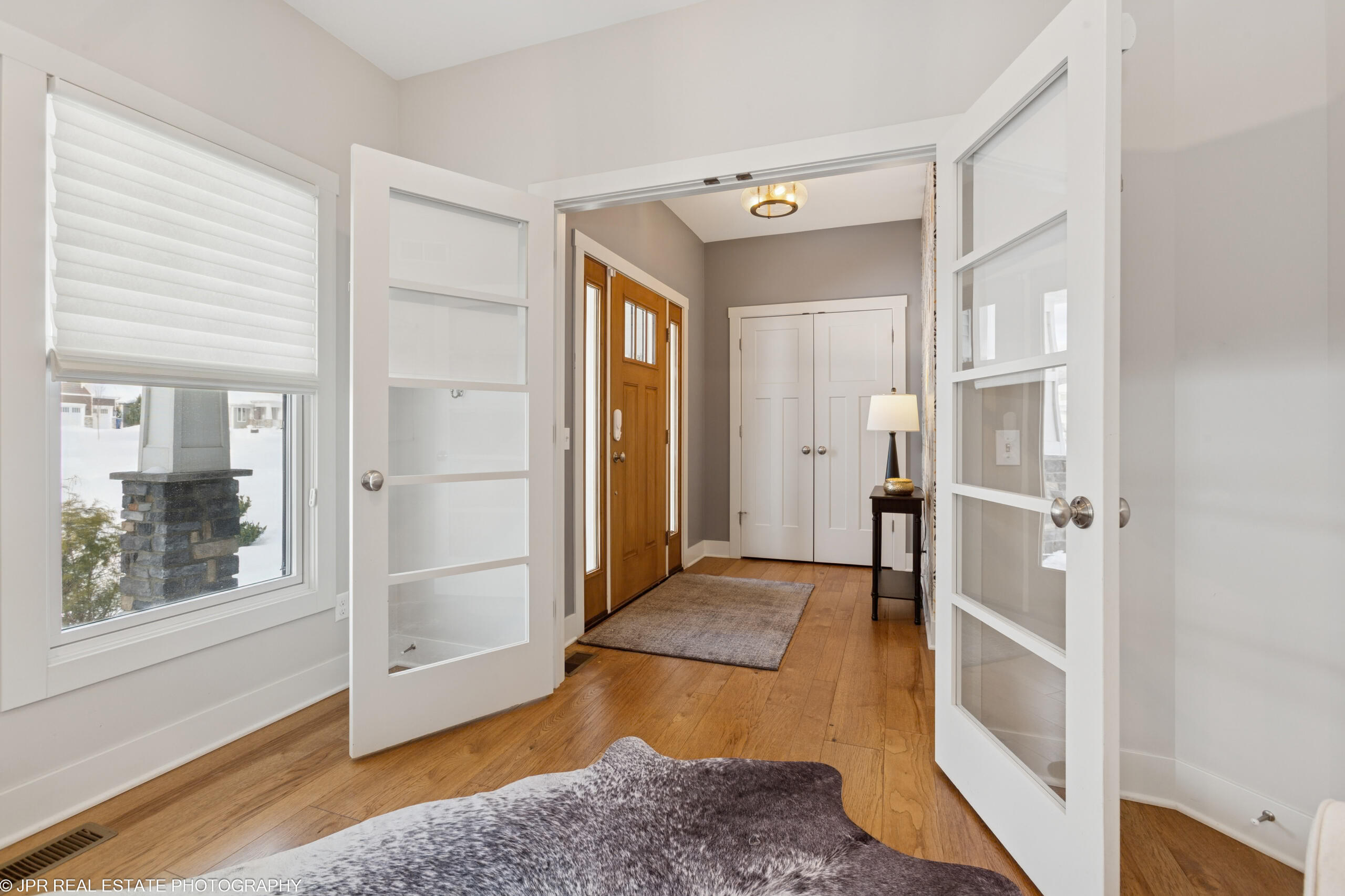 4047 Fox Woods Road St. Joseph, MI 49085 - Photo 2 of 28 4-2