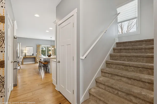 $689,900 | 4047 Fox Woods Road, St. Joseph, MI 49085