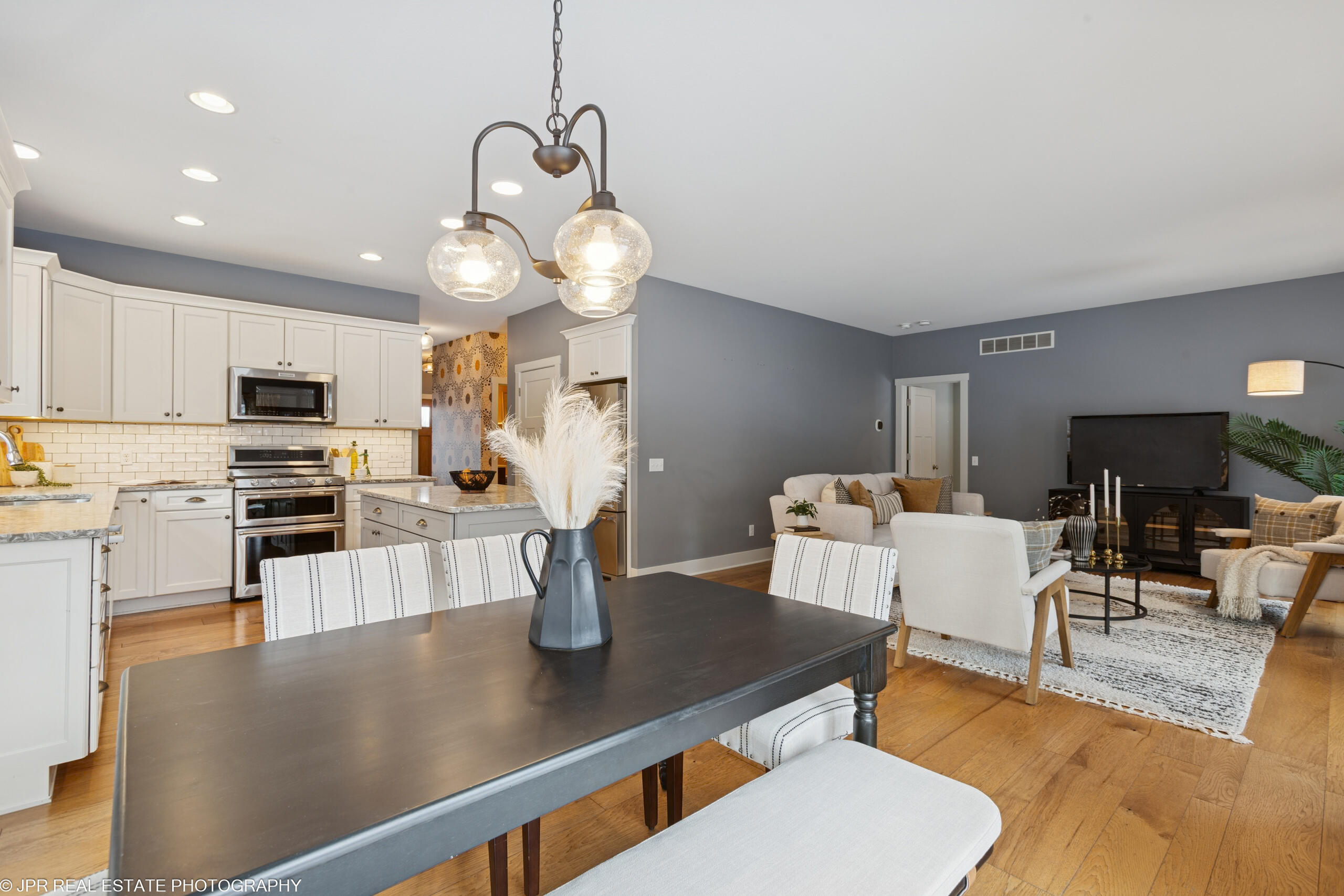 4047 Fox Woods Road St. Joseph, MI 49085 - Photo 6 of 28 15