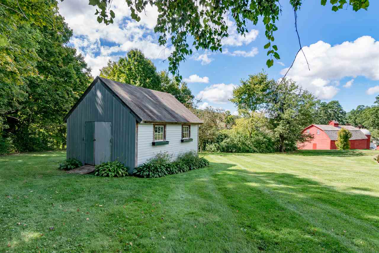 68 Rabbit Run Arlington, VT 05250 - Photo 6 of 25 Gallery Image 6