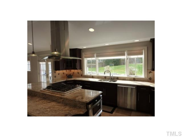 4513 Pitt Street Raleigh, NC 27609 - Photo 4 of 17 Photo 4