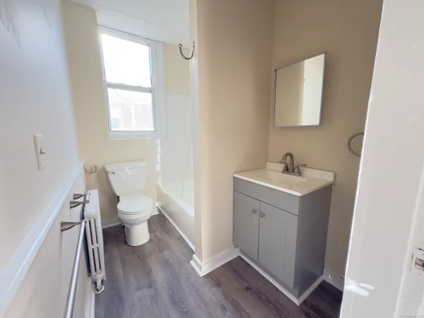 $1,500 | 590 East Street, Unit 2, New Haven, CT 06511