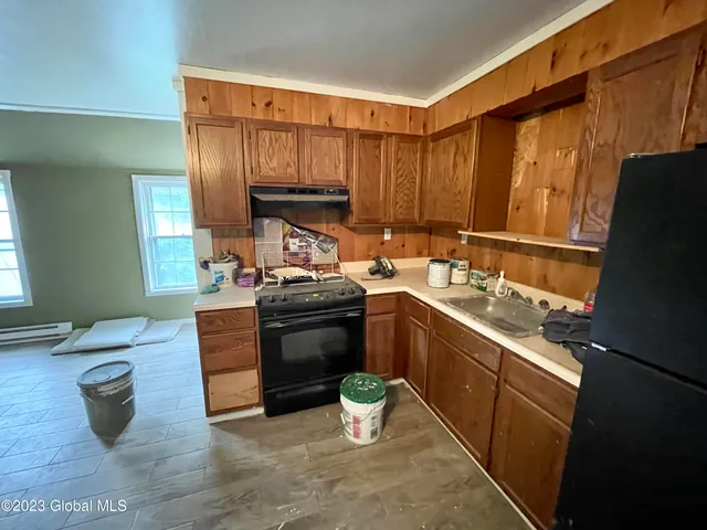 $99,999 | 197 Vrooman Avenue, Amsterdam, NY 12010