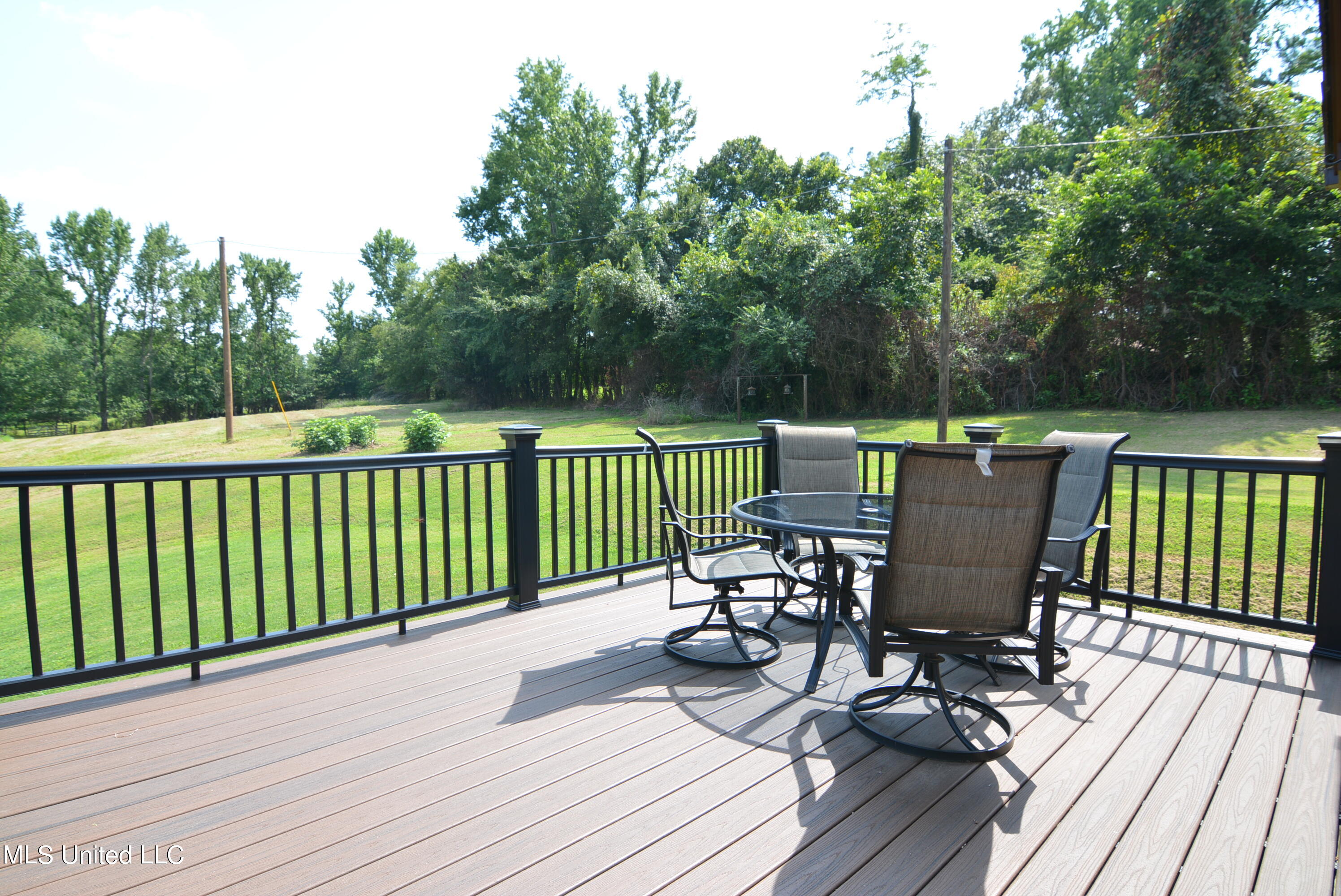 1374 Gaines Road Hernando, MS 38632 - Photo 29 of 43 Deck off Kitchen