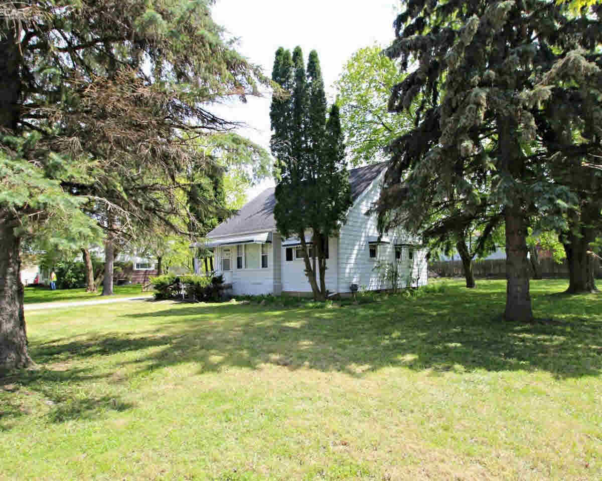 5247 Lennon Road Flint, MI 48507 - Photo 4 of 4 21293626-3.JPG