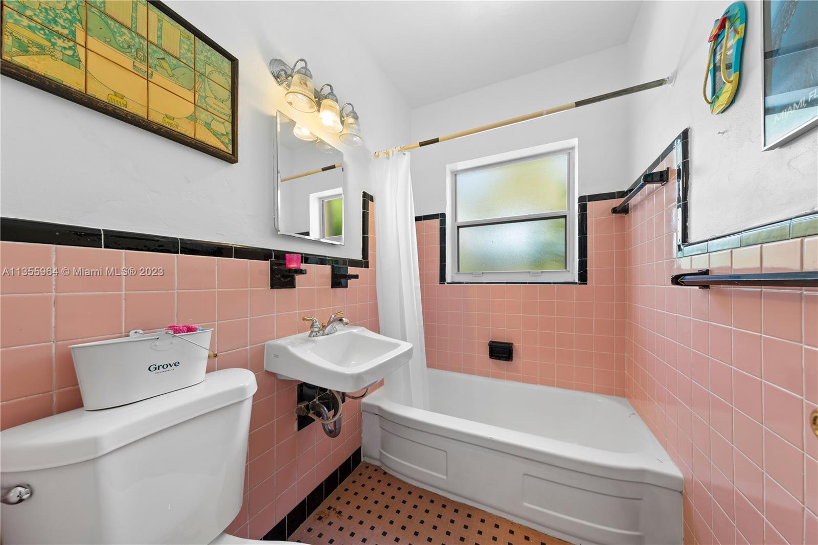 Redlands Homestead, FL 33031 - Photo 17 of 31 a bathroom with a sink a toilet and shower