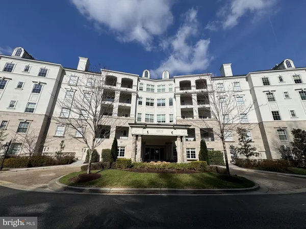 $1,780,000 | 8121 River Road, Unit 424, Bethesda, MD 20817