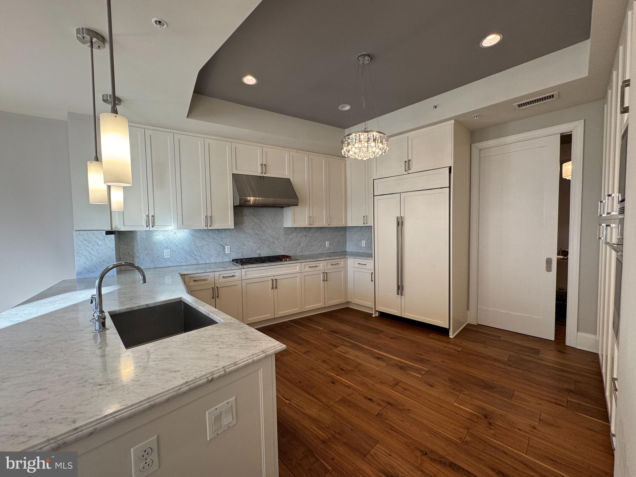 8121 River Road, Unit 424 Bethesda, MD 20817 - Photo 17 of 48