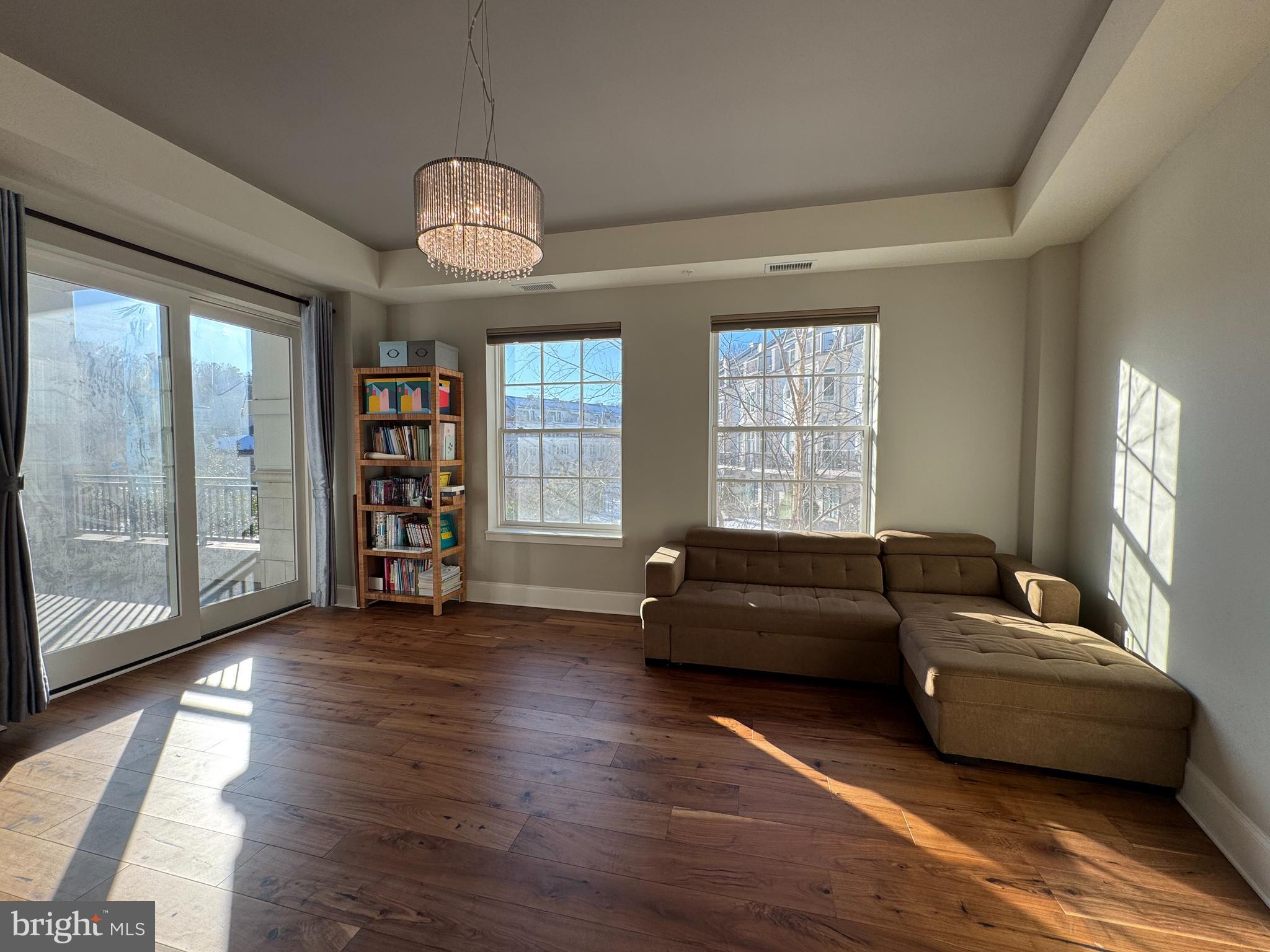 8121 River Road, Unit 424 Bethesda, MD 20817 - Photo 19 of 48