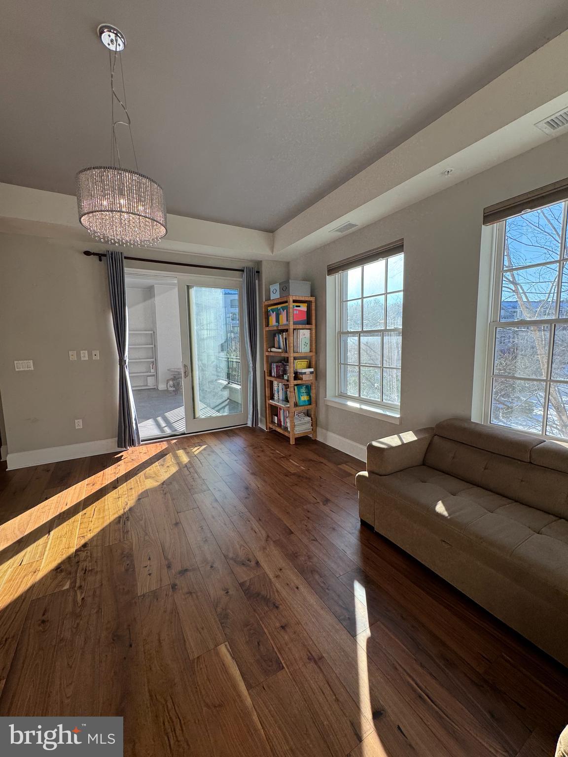 8121 River Road, Unit 424 Bethesda, MD 20817 - Photo 20 of 48