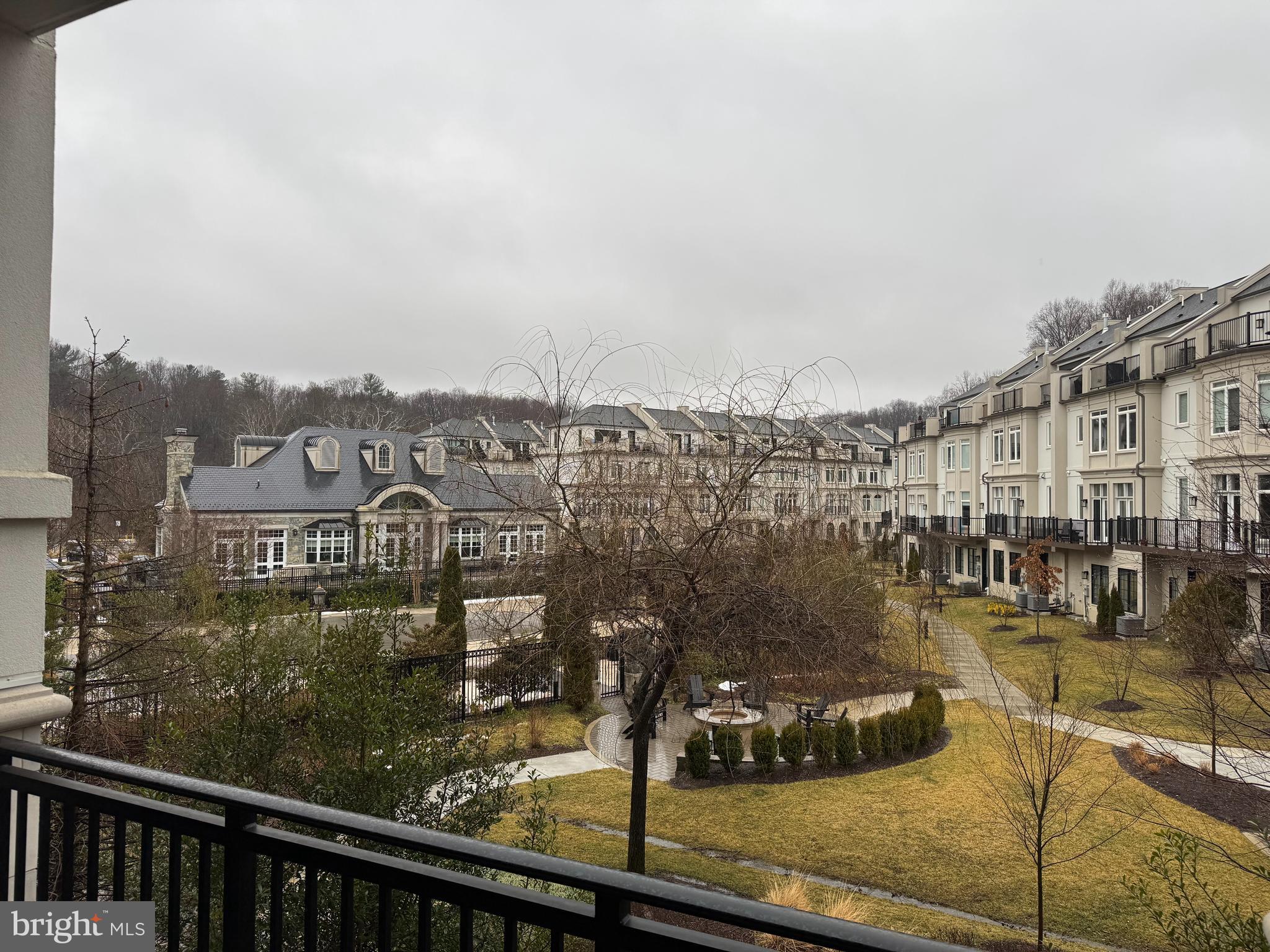 8121 River Road, Unit 424 Bethesda, MD 20817 - Photo 22 of 48