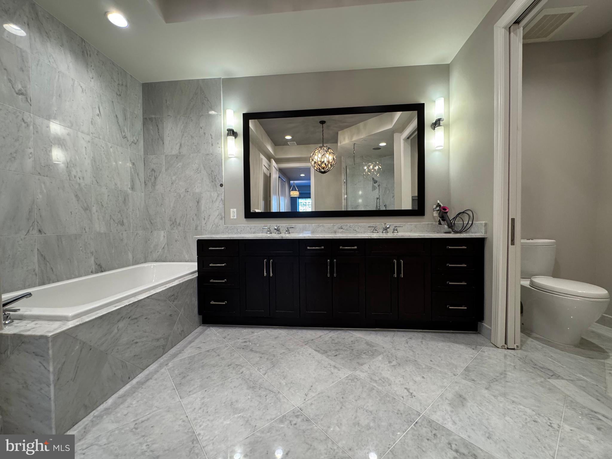 8121 River Road, Unit 424 Bethesda, MD 20817 - Photo 31 of 48