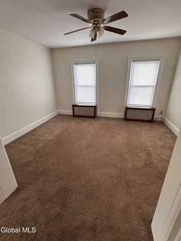 $1,800 | 425 6th Avenue, Watervliet, NY 12189