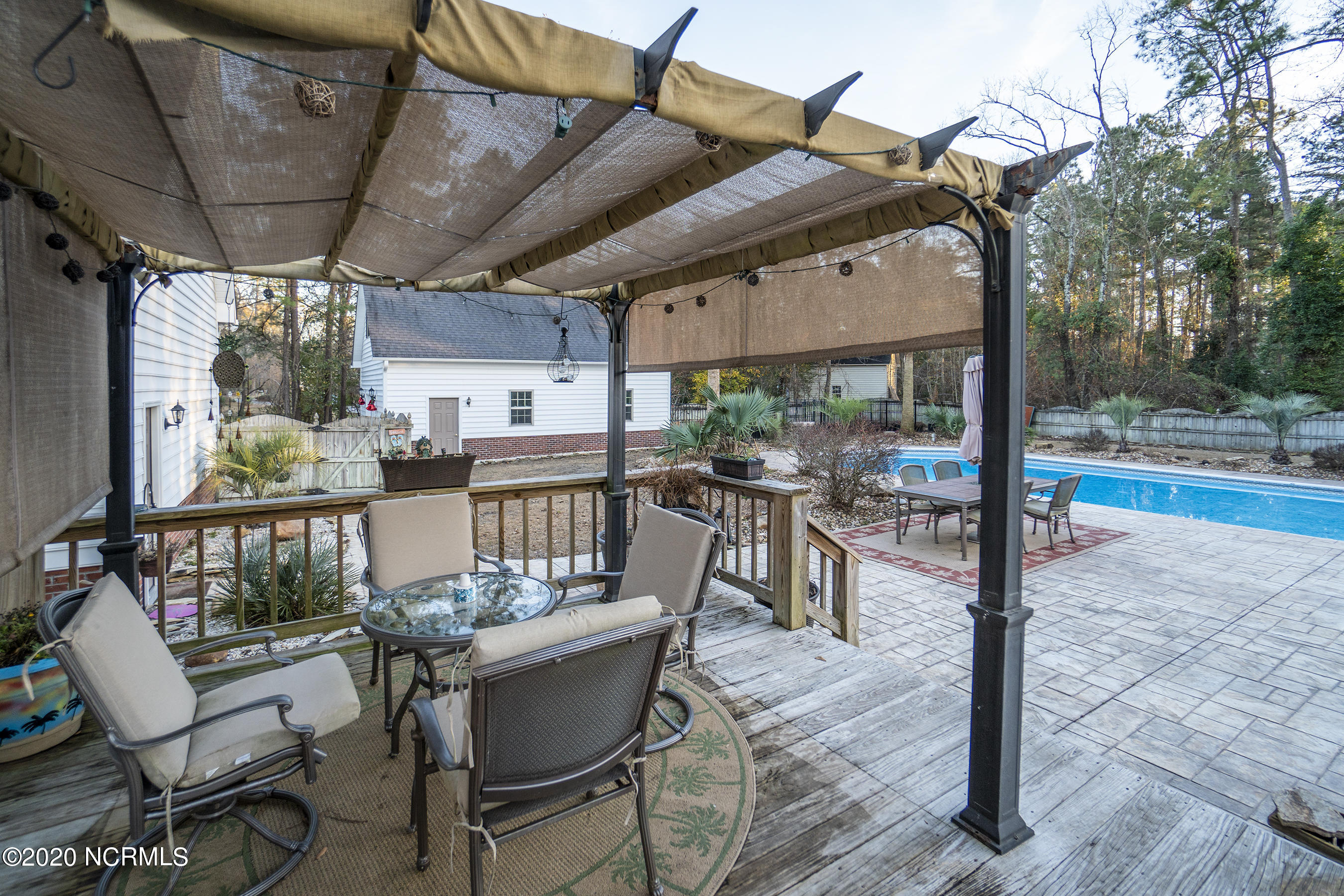 112 Walnut Road New Bern, NC 28562 - Photo 54 of 64 Patio Set & Pergola
