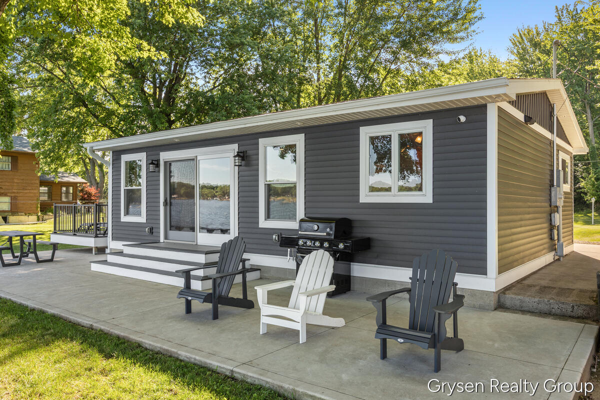 63530 Zabel Shores Road Sturgis, MI 49091 - Photo 2 of 34 63530-Zabel-Shores_026