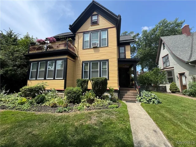 $1,350 | 180 Richmond Avenue, Unit 2, Buffalo, NY 14222